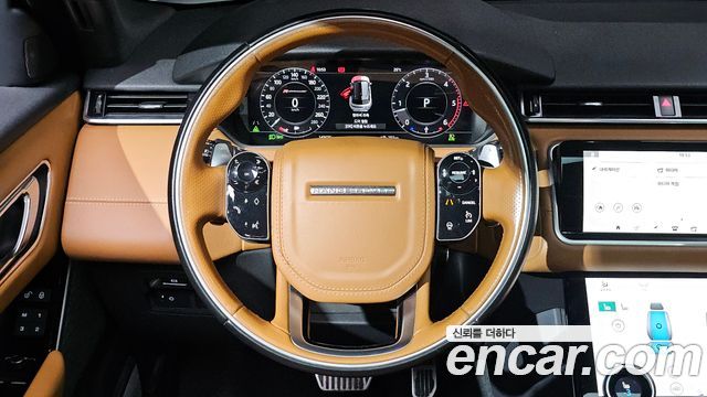 Land Rover Range Rover Velar 3.0 D300 R-Dynamic HSE 2018 — фото 15