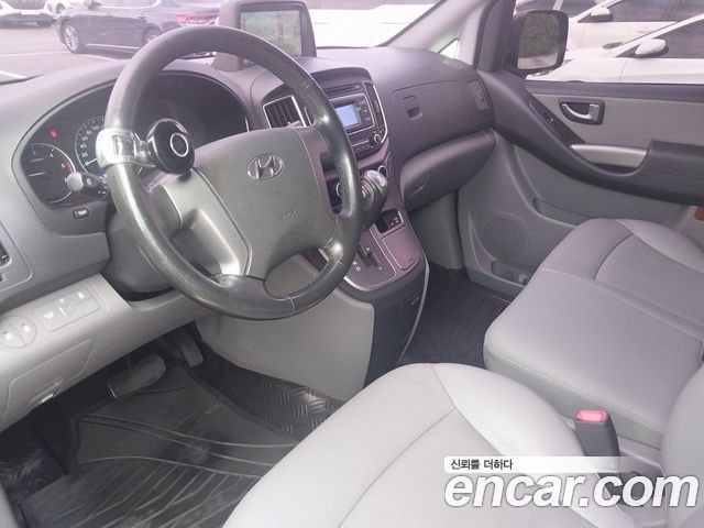 Hyundai Grand Starex Van 3-Seater Smart 2021 — фото 9
