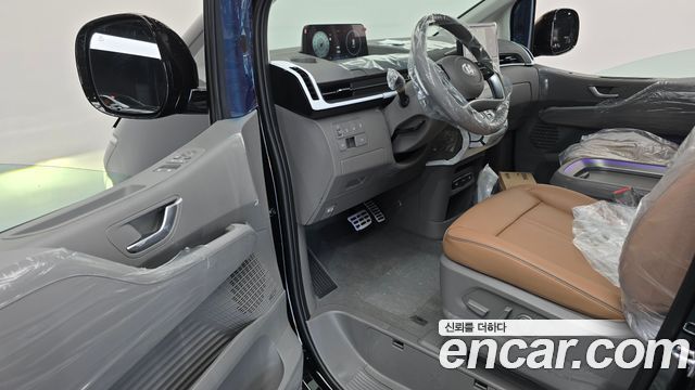 Hyundai Staria 4WD Lounge 7-Seater Inspiration 2025 — фото 10