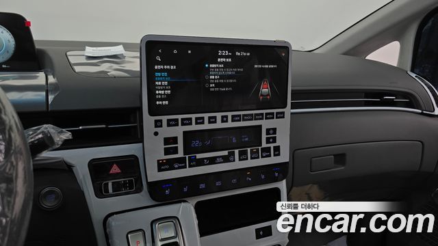 Hyundai Staria 4WD Lounge 7-Seater Inspiration 2025 — фото 14