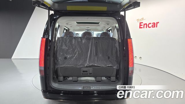 Hyundai Staria 4WD Lounge 7-Seater Inspiration 2025 — фото 30