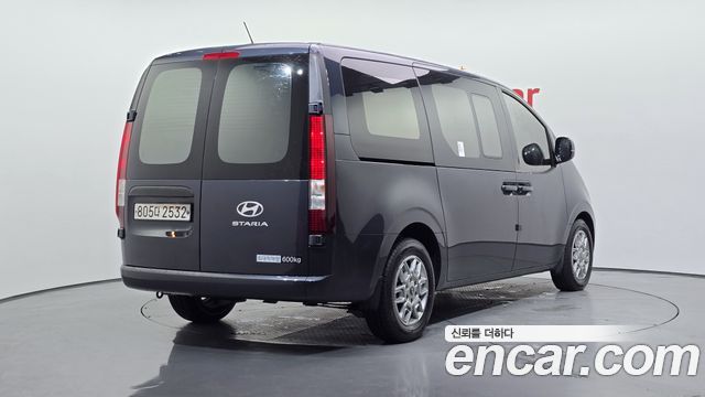 Hyundai Staria L3.5 Cargo 5-Seater Modern 2025 — фото 2