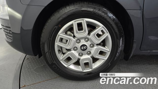 Hyundai Staria L3.5 Cargo 5-Seater Modern 2025 — фото 5