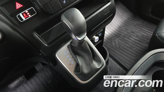 Hyundai Staria L3.5 Cargo 5-Seater Modern 2025 — фото 9