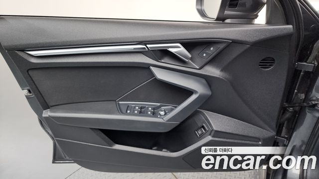 Audi A3 (8Y) 40 TFSI Premium 2023 — фото 24