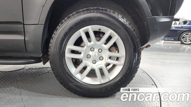 Land Rover Defender (L663) 90 D250 S 2022 — фото 21
