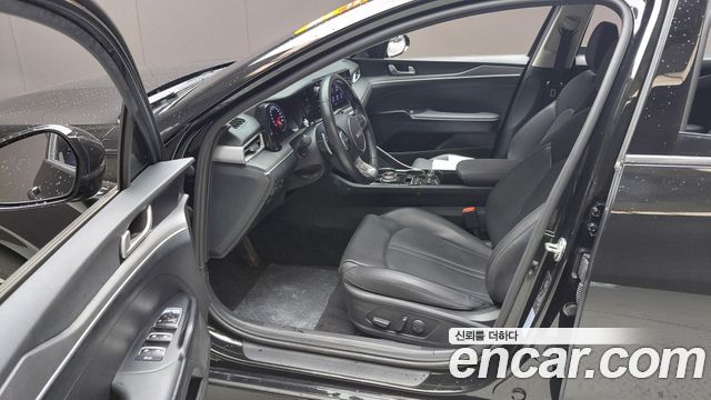Kia K5 (III) 1.6 Turbo Prestige 2023 — фото 10