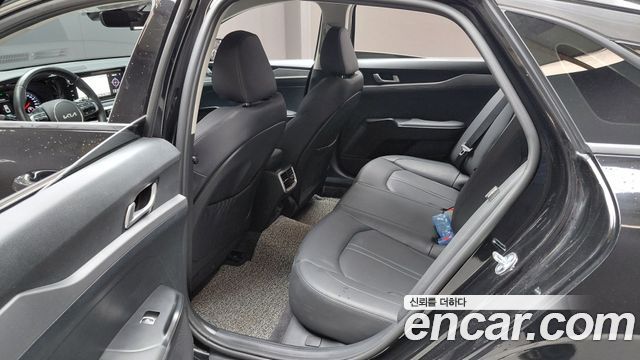 Kia K5 (III) 1.6 Turbo Prestige 2023 — фото 12