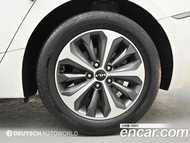 Kia K8 Hybrid Noblesse 2022 — фото 19