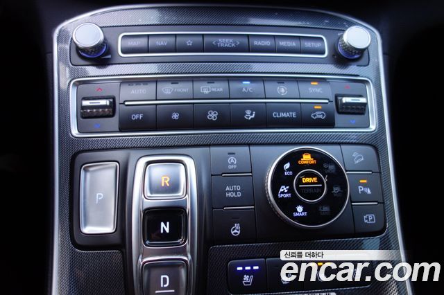 Hyundai Santa Fe Diesel 2.2 4WD Premium Choice 2021 — фото 18