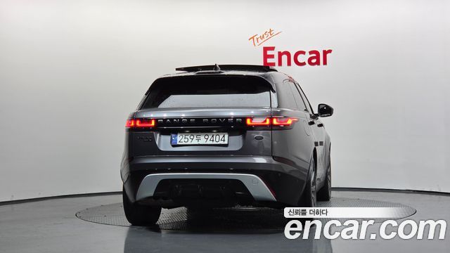 Land Rover Range Rover Velar 2.0 D240 R-Dynamic SE 2018 — фото 4