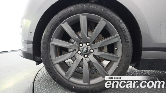 Land Rover Range Rover Velar 2.0 D240 R-Dynamic SE 2018 — фото 5
