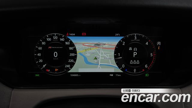 Land Rover Range Rover Velar 2.0 D240 R-Dynamic SE 2018 — фото 8