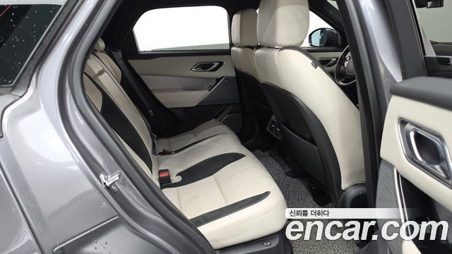 Land Rover Range Rover Velar 2.0 D240 R-Dynamic SE 2018 — фото 11