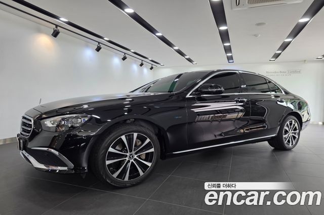 Mercedes-Benz E-Class (W213) E300e 4MATIC Exclusive