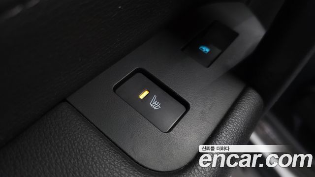 Chevrolet Captiva 4WD LTZ 2015 — фото 18
