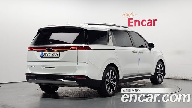 Kia Carnival (IV) Gasoline 9-Seater Signature 2023 — фото 2