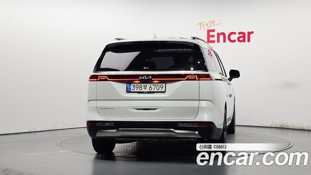 Kia Carnival (IV) Gasoline 9-Seater Signature 2023 — фото 4