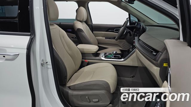 Kia Carnival (IV) Gasoline 9-Seater Signature 2023 — фото 10