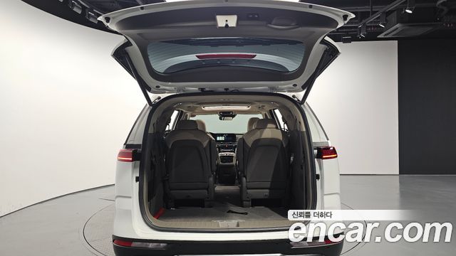 Kia Carnival (IV) Gasoline 9-Seater Signature 2023 — фото 20