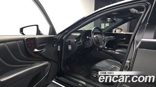 Lexus LS500h (V) 3.5 Platinum AWD 2018 — фото 10