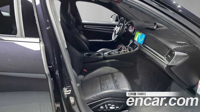 Porsche Panamera (971) 4.0 GTS 2019 — фото 11