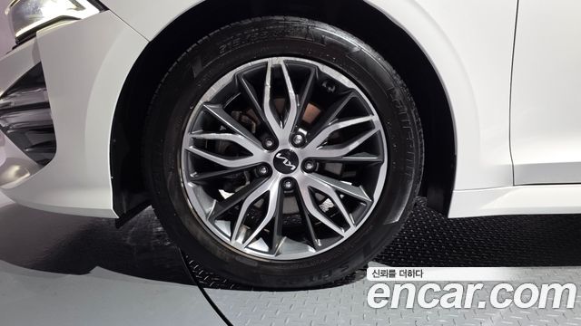Kia K5 (III) 2.0 Trendy 2023 — фото 5