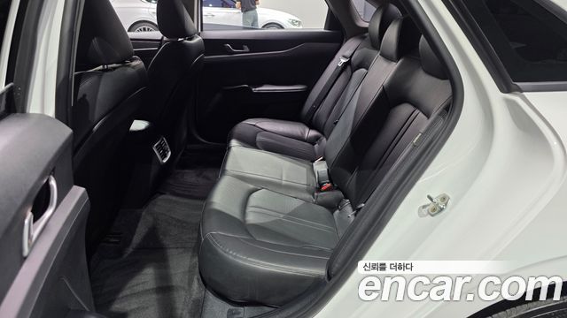 Kia K5 (III) 2.0 Trendy 2023 — фото 15
