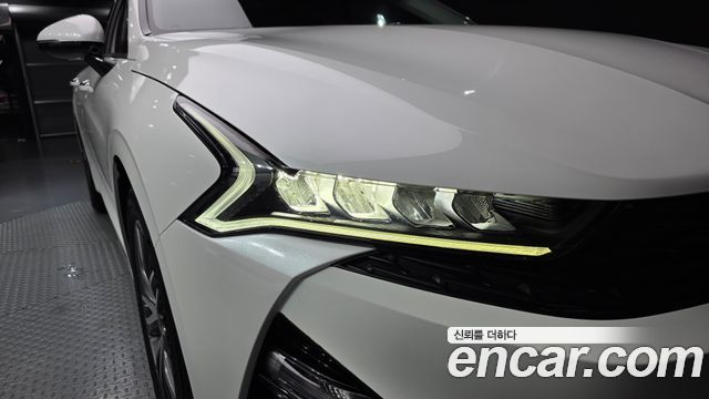 Kia K5 (III) 2.0 Trendy 2023 — фото 28
