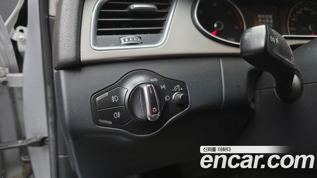 Audi A4 30 TDI B8 2015 — фото 16