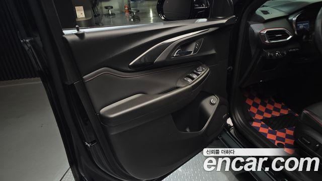 Chevrolet Trailblazer 1.3 Turbo 4WD RS 2021 — фото 24
