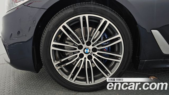BMW 5 Series (G30) 530i M Sport Package Plus 2020 — фото 5