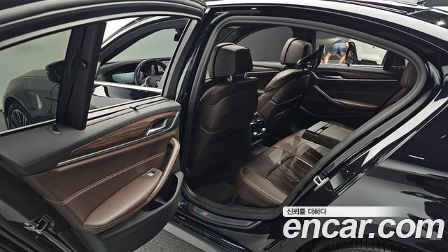 BMW 5 Series (G30) 530i M Sport Package Plus 2020 — фото 12