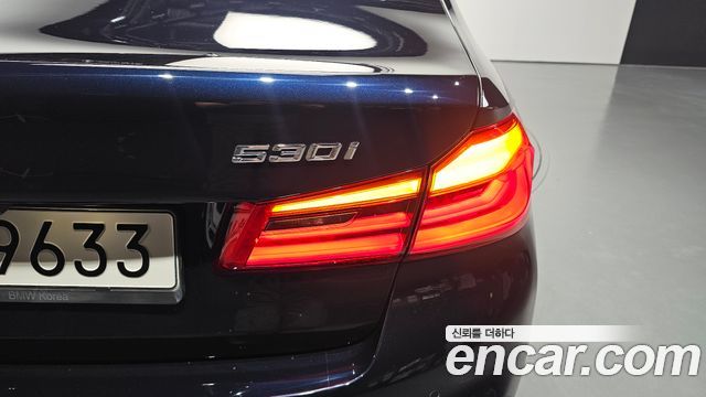 BMW 5 Series (G30) 530i M Sport Package Plus 2020 — фото 23