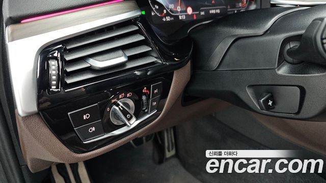 BMW 5 Series (G30) 530i M Sport Package Plus 2020 — фото 30