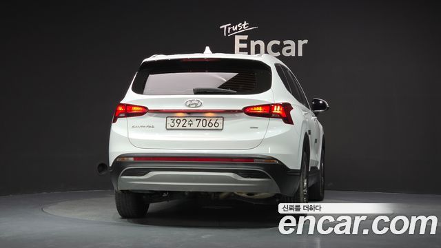 Hyundai Santa Fe Diesel 2.2 4WD Exclusive 2022 — фото 4