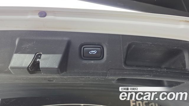 Hyundai Santa Fe Diesel 2.2 4WD Exclusive 2022 — фото 17