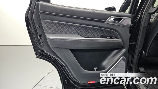 KG Mobility (SsangYong) Rexton Diesel 2.2 4WD The Black 2021 — фото 25