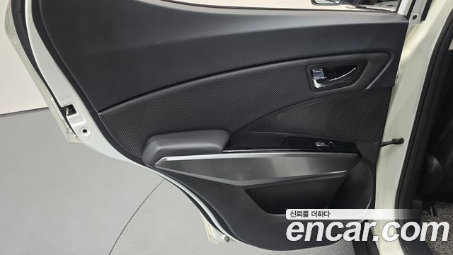 KG Mobility (SsangYong) Very New Tivoli Gasoline 1.5 2WD V3 2020 — фото 25