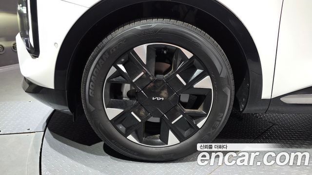 Kia Sportage (V) Gasoline 1.6 Turbo 2WD Signature 2026 — фото 5