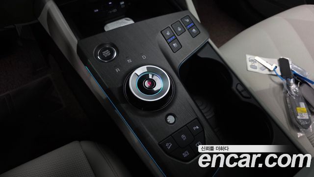 Kia Sportage (V) Gasoline 1.6 Turbo 2WD Signature 2026 — фото 9