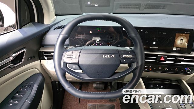 Kia Sportage (V) Gasoline 1.6 Turbo 2WD Signature 2026 — фото 12