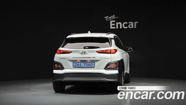 Hyundai Kona Electric Premium 2020 — фото 4