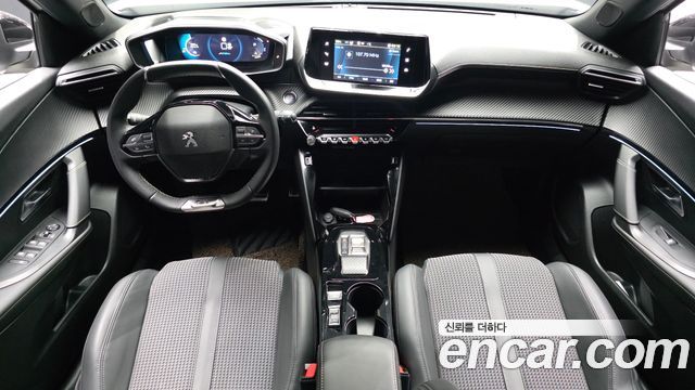 Peugeot e-2008 (II) EV GT 2023 — фото 7