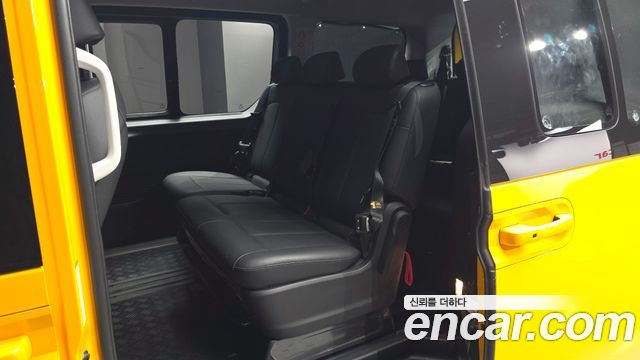 Hyundai Staria L3.5  Kinder Safety Car 11-Seater 2025 — фото 12