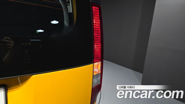 Hyundai Staria L3.5  Kinder Safety Car 11-Seater 2025 — фото 23