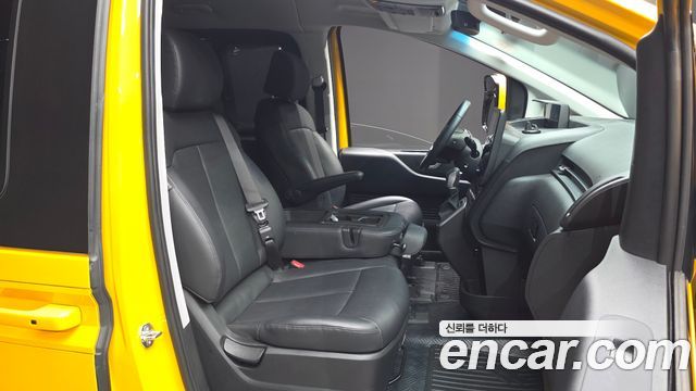 Hyundai Staria L3.5  Kinder Safety Car 11-Seater 2025 — фото 26