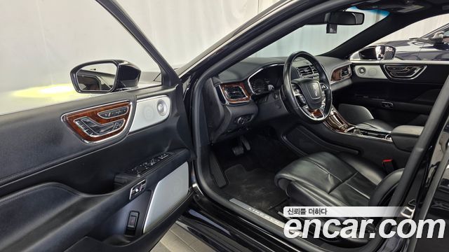 Lincoln Continental (X) 3.0 AWD 2019 — фото 10