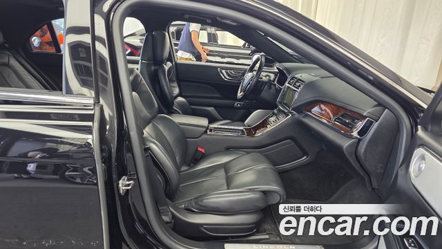 Lincoln Continental (X) 3.0 AWD 2019 — фото 11