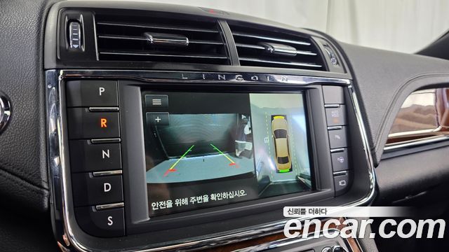 Lincoln Continental (X) 3.0 AWD 2019 — фото 15